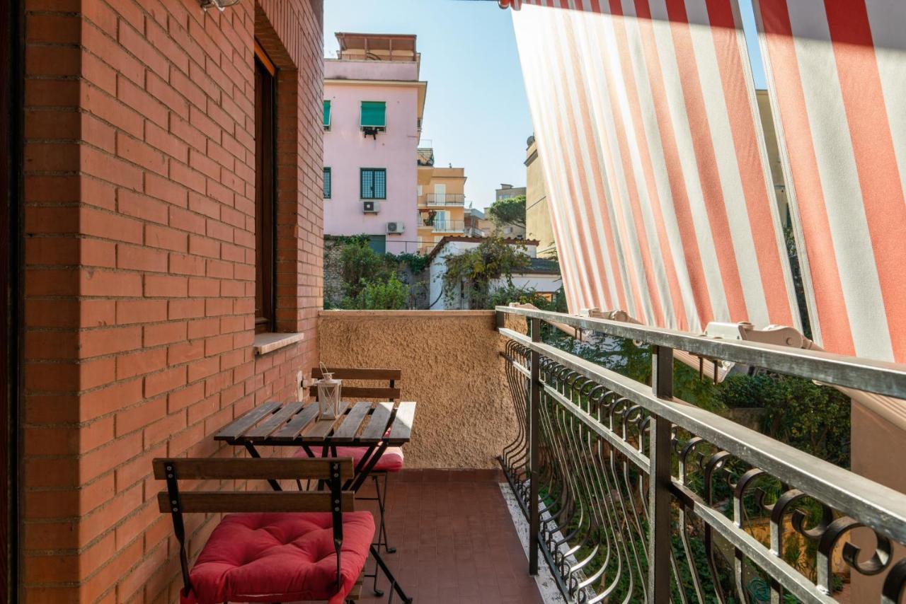Walking Distance From San Pietro Apartment Екстериор снимка