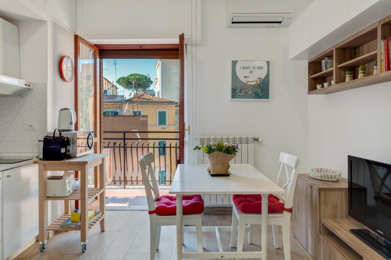Walking Distance From San Pietro Apartment Екстериор снимка